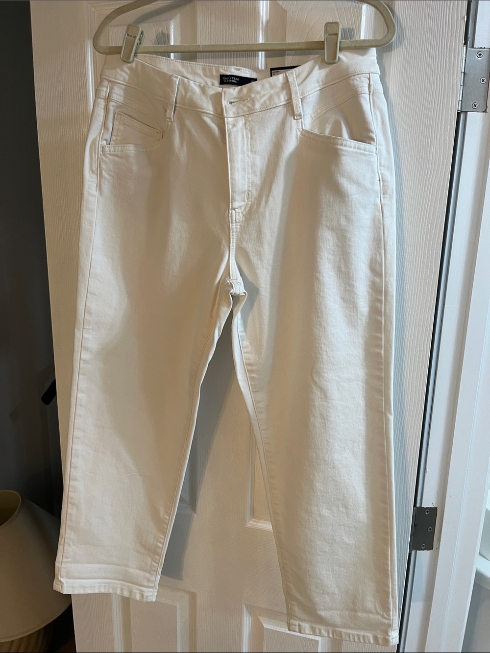 Simply Vera Vera Wang Cream Cropped Ankle Jeans